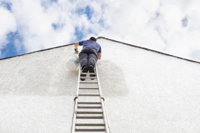 Peinture extérieure à Gennes — façades et ravalement
